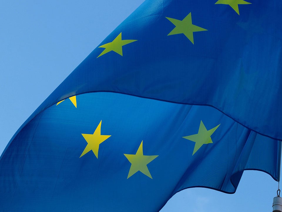 Fotograf: NoName_13
Bildbyrå: Pixabay EU:s flagga.