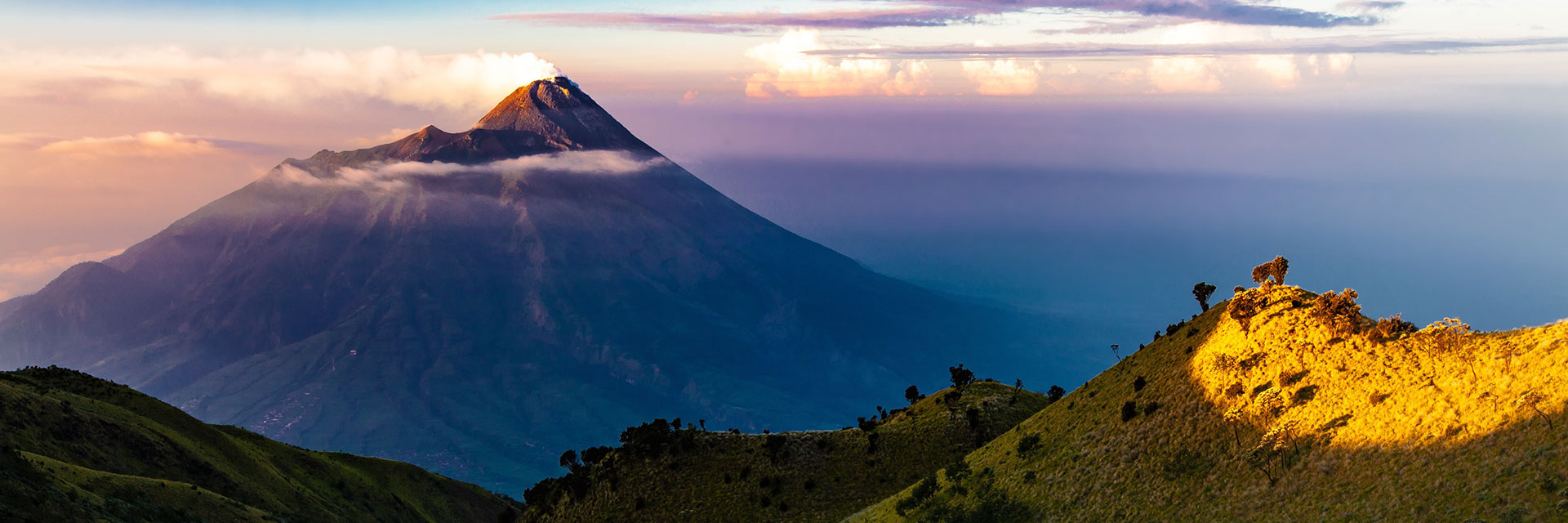 Vulcanos and mountains, Java, Indonesia.