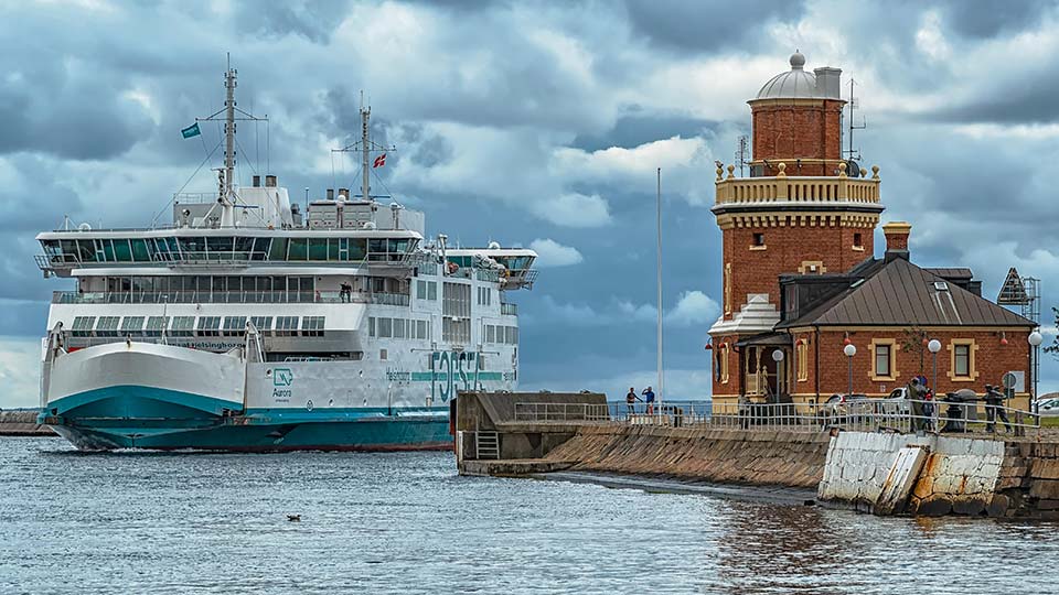 Eldriven f&auml;rja i Helsingborg