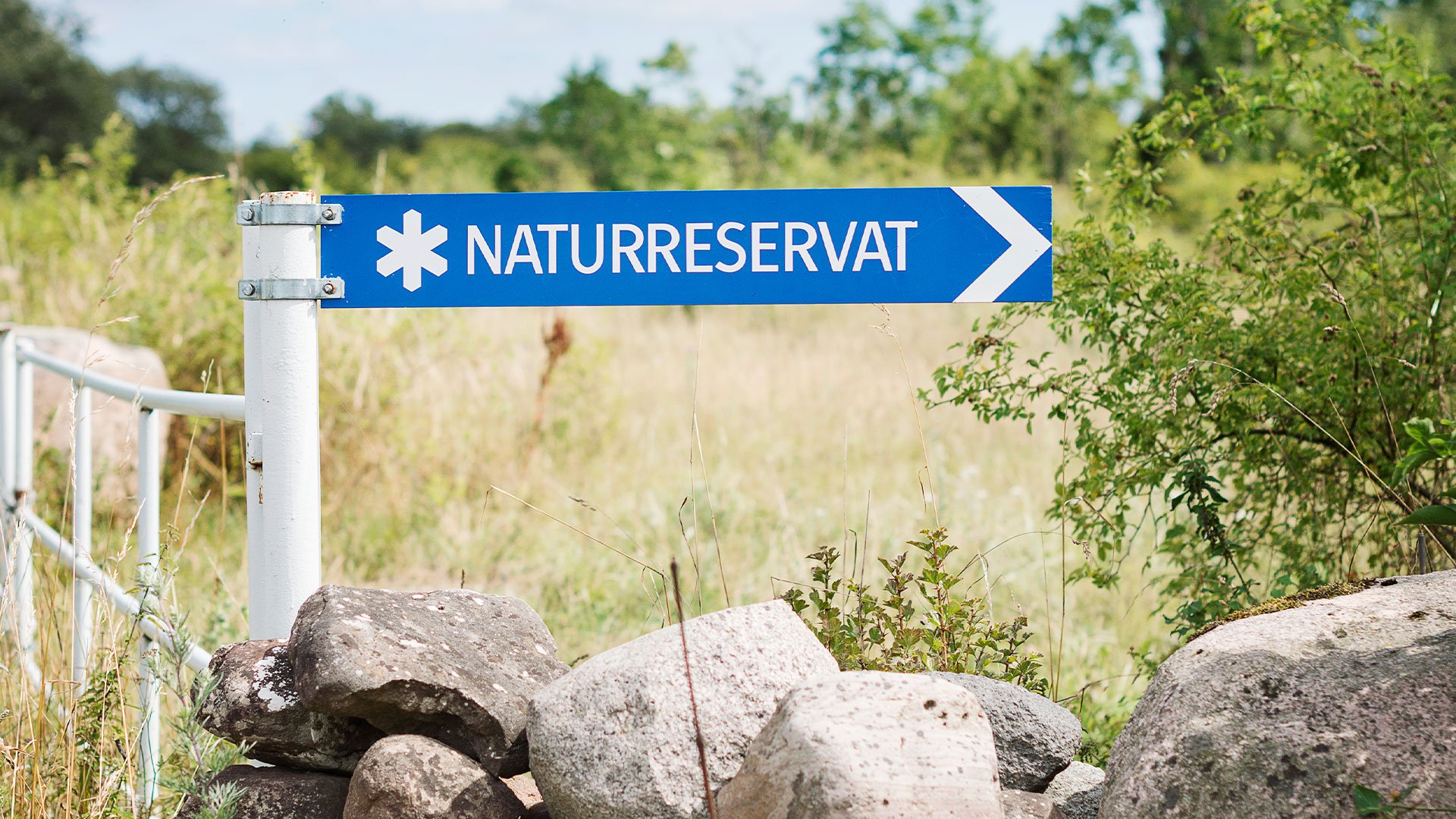 Vägvisare för naturreservat.